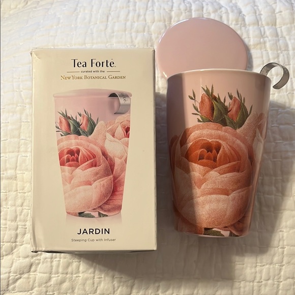 Tea Forte Jardin New York Botanical Garden Pink Floral Kati - Picture 1 of 10